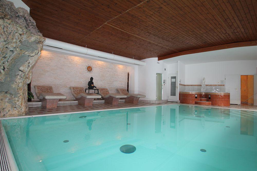 Alpenhotel Weiherbach Berchtesgaden Hallenbad Und Sauna Екстериор снимка