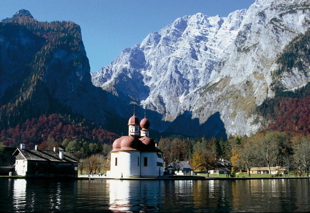 Alpenhotel Weiherbach Berchtesgaden Hallenbad Und Sauna Екстериор снимка